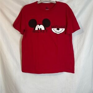 Disney Mickey Mouse Red Graphic T-Shirt Men’s Medium